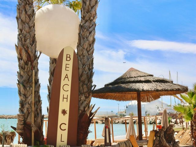 Beach Club 